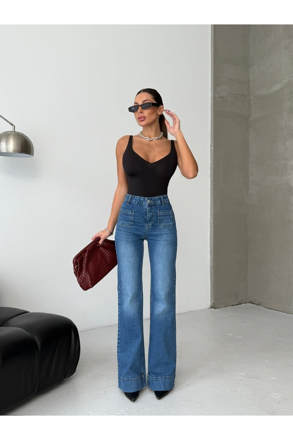 Yüksek Bel Açık Mavi Geniş Paça Manşet Detaylı Denim Kadın Pantolon