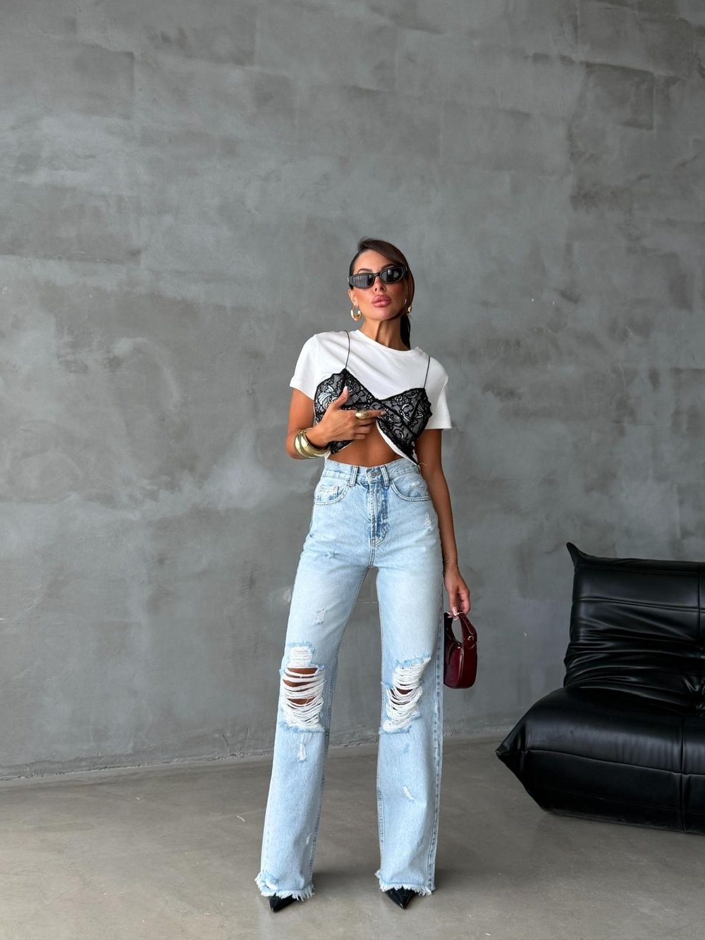 Yüksek Bel Dizleri Yırtık Detaylı Wide Leg Jean