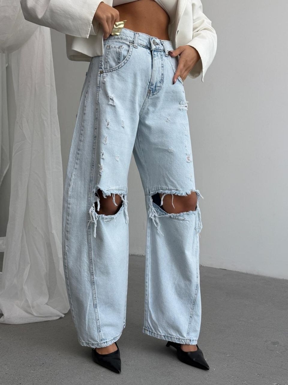 Yüksek Bel Relax Fit  Yırtık Detaylı Denim Pantolon
