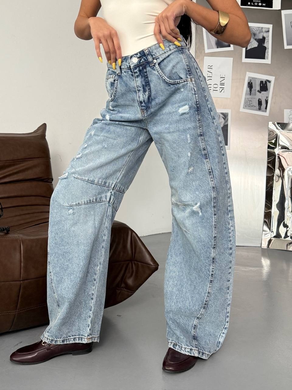 Yüksek Bel Relax Fit  Yırtık Detaylı Denim Pantolon