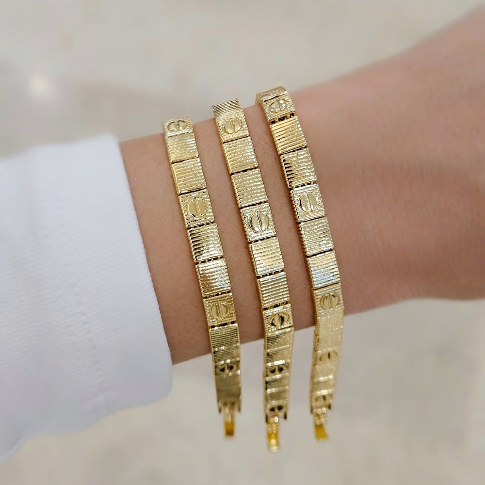 14K Marka Model Love Serisi Bileklik 