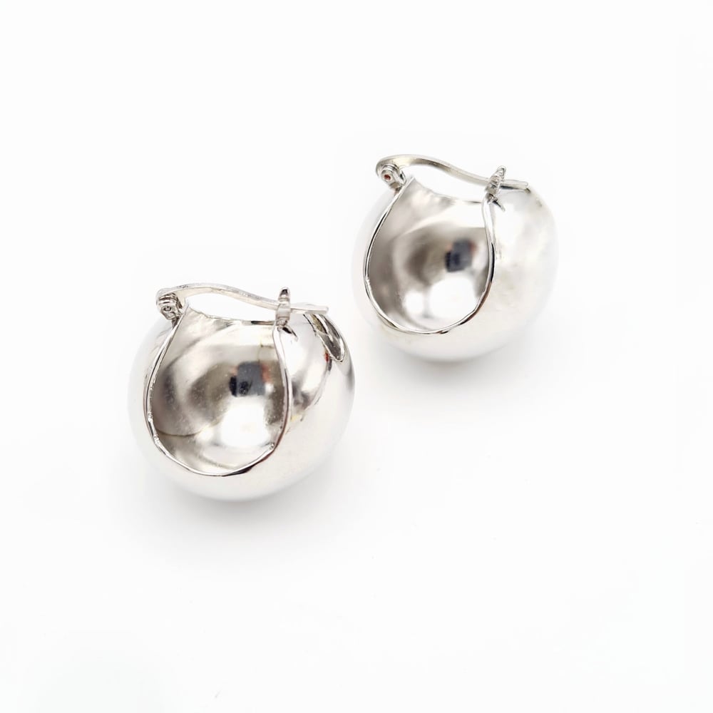 İçi Boş Top Silver Küpe