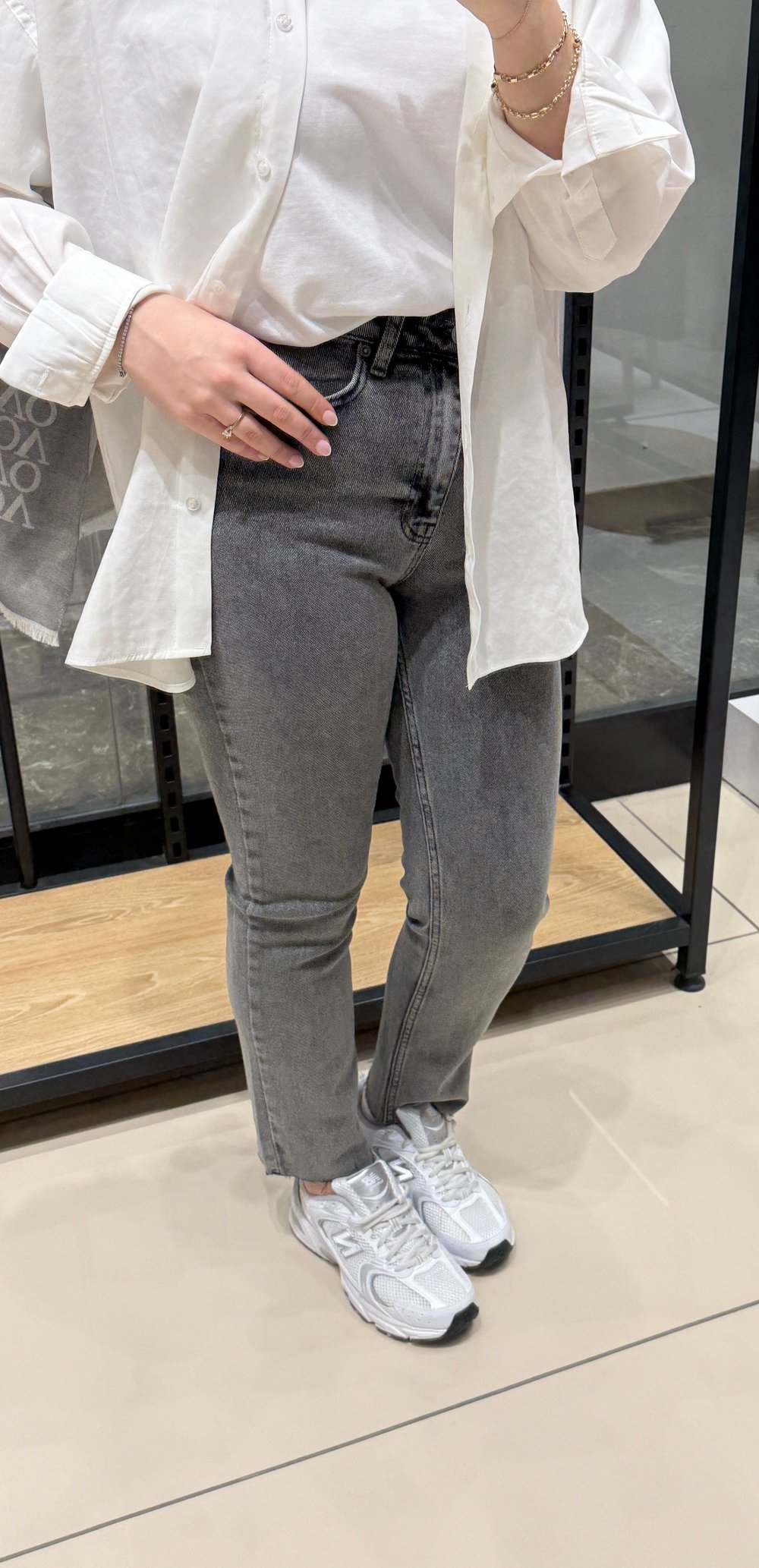 Kesik Paça Mom Pantolon | Taşlanmış Gri