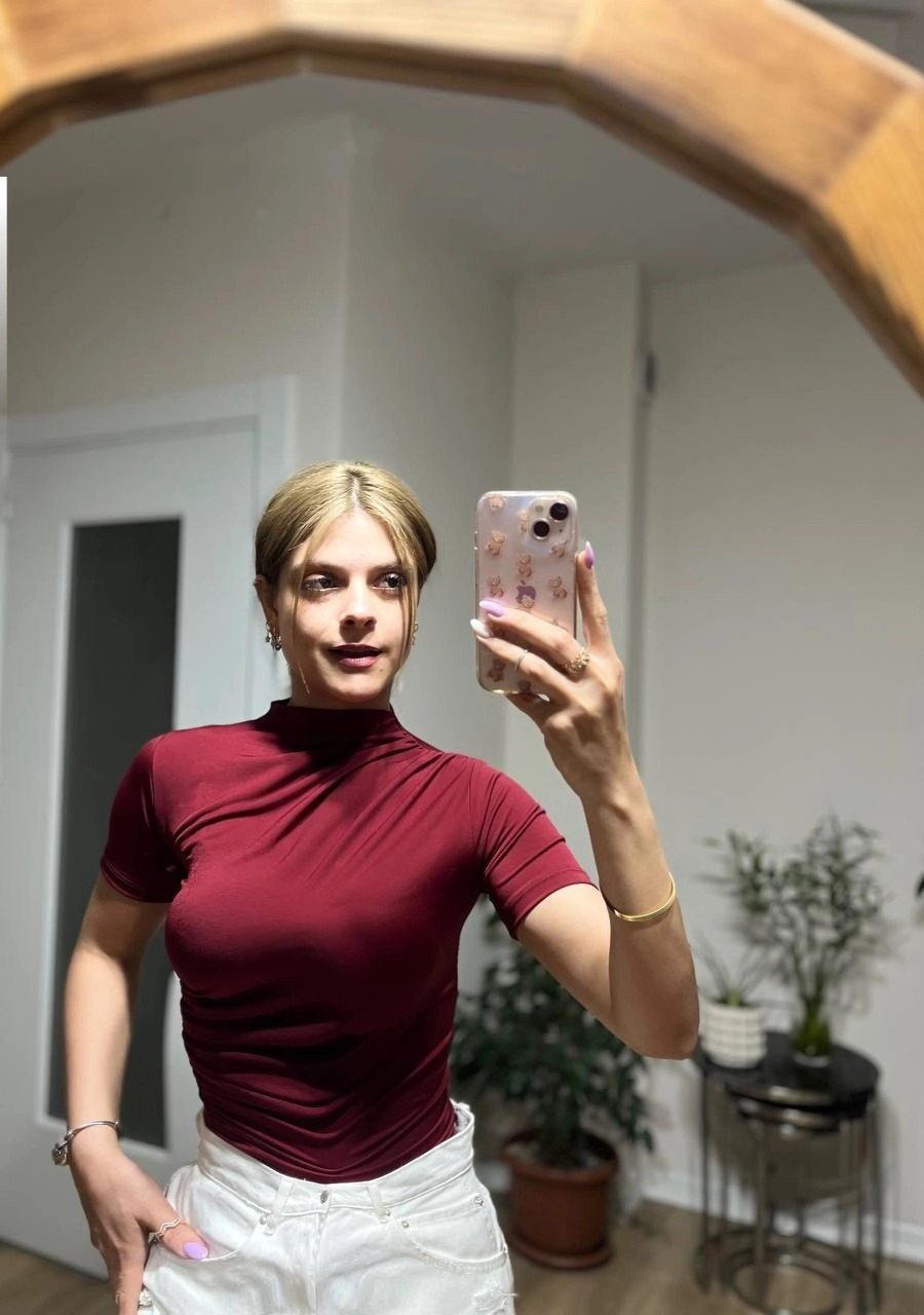 Kadın Bordo Büzgü Detay Yarım Kol Sandy Bluz HZL25S-FRY121741