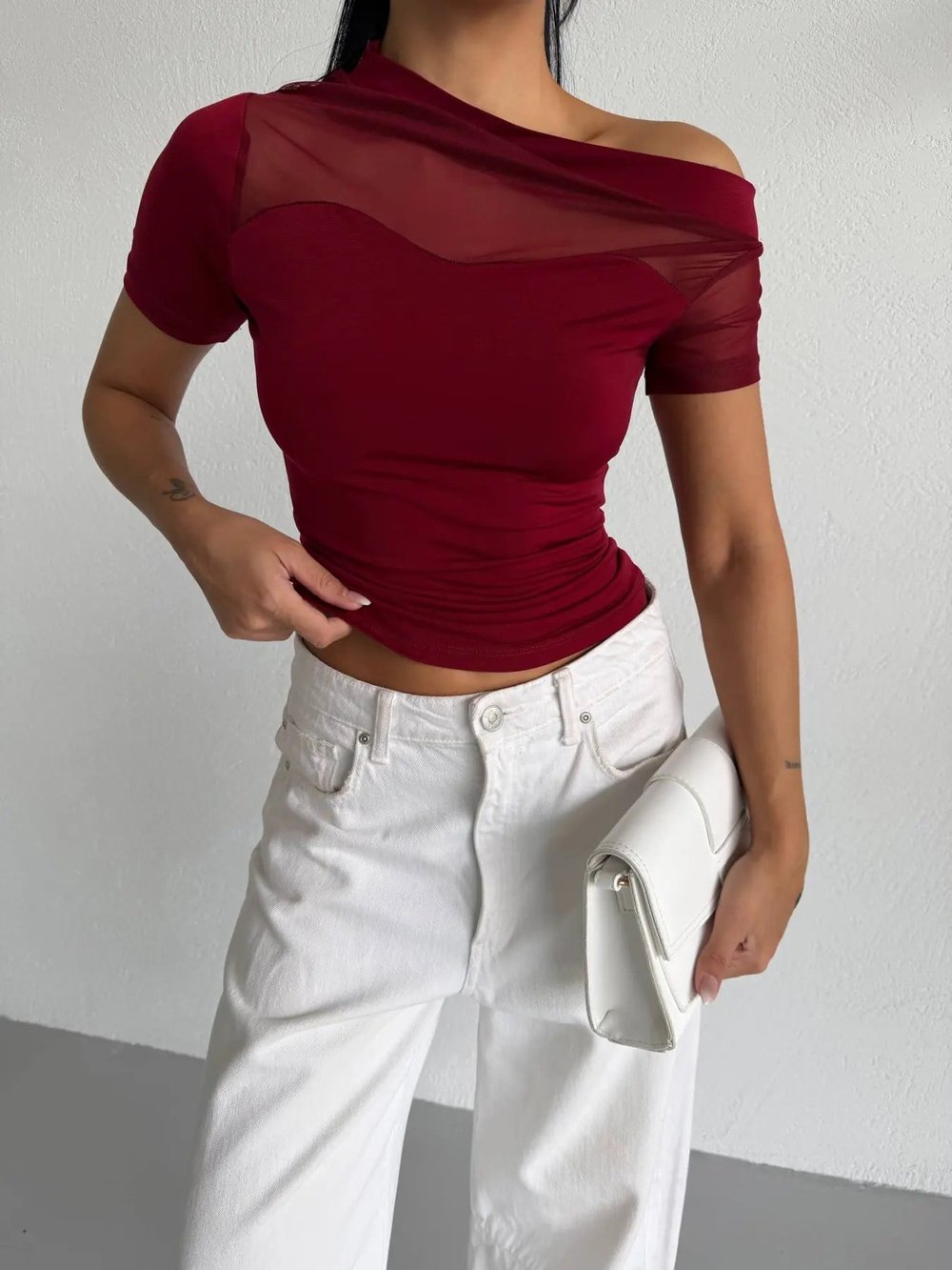 Kadın Bordo Tek Omuz Transparan Tül Detaylı Şık Sandy Bluz HZL26S-FRY123871
