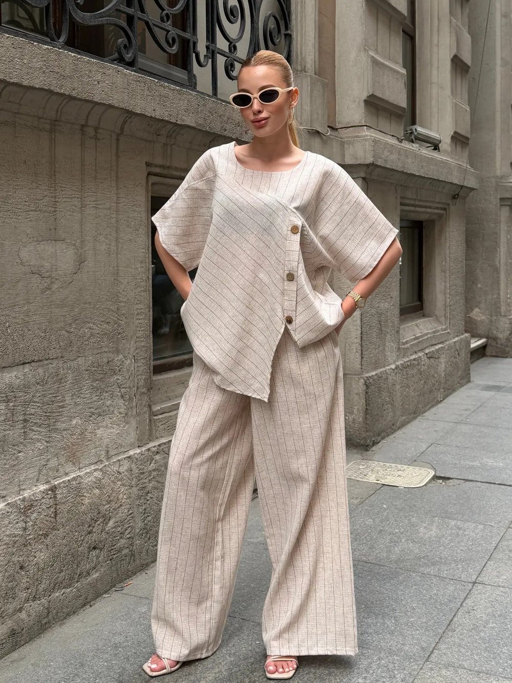 Kadın Krem Çizgili Düğme Detaylı Bluz Pantolon Keten İkili Takım HZL26S-VL14271