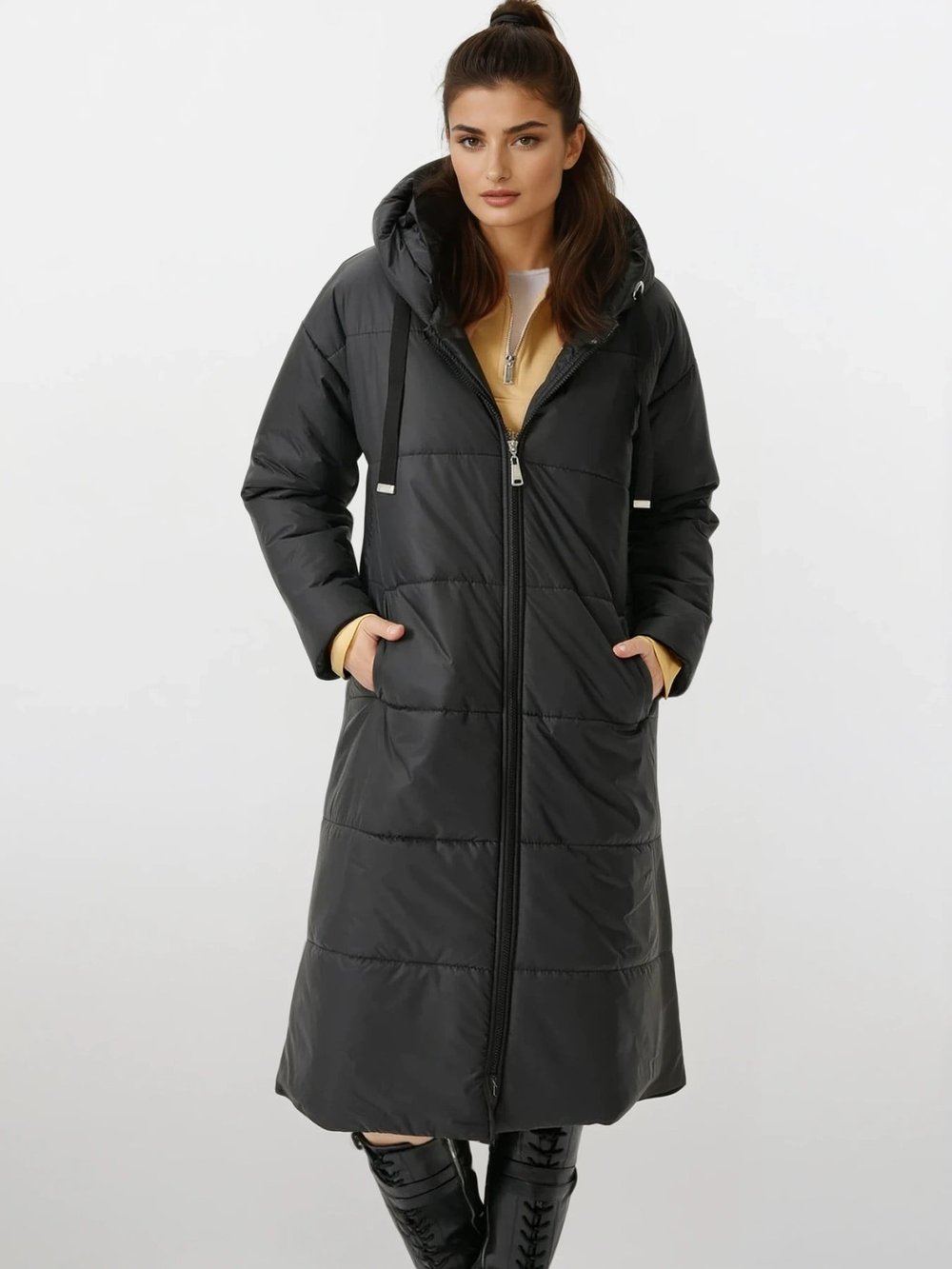 Kadın Siyah Kapşonlu Uzun Oversize Şişme Mont HZL22W-BD151201