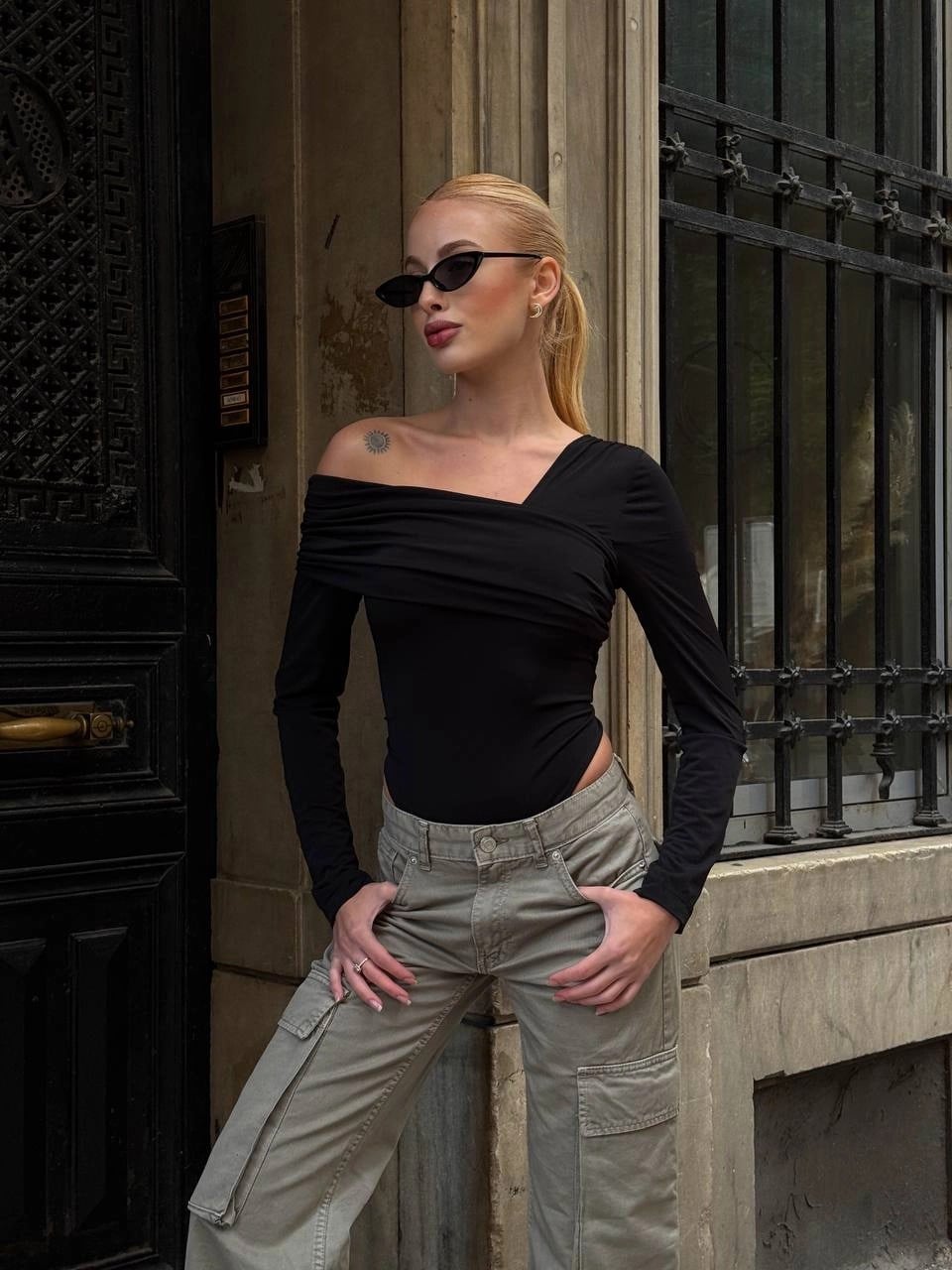 Kadın Siyah Tek Omuz Asimetrik Kesim Bodysuit HZL25W-ZK11521