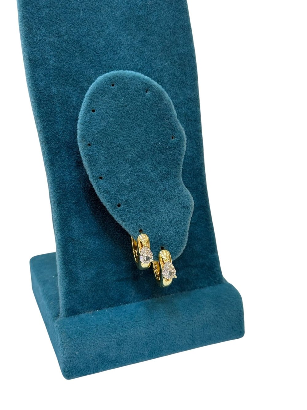 14K Gold Renk Mini VIP Baget Damla Taş Küpe (1 CM)