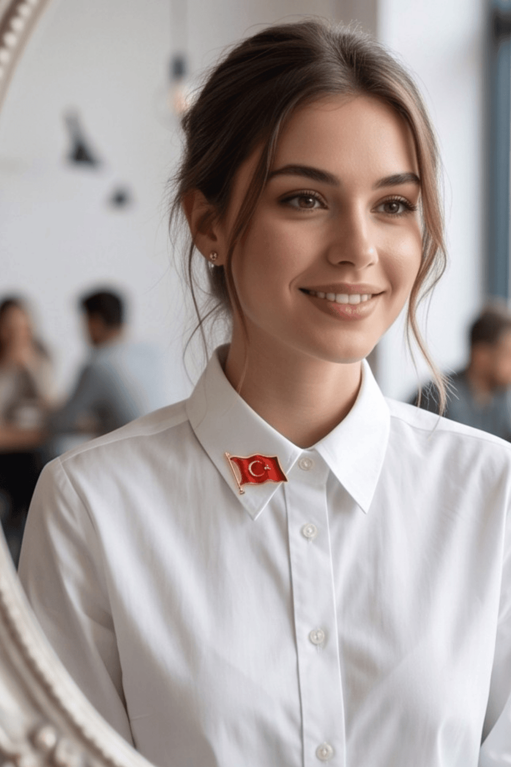 Işıltılı Türk Bayrağı Yaka İğnesi