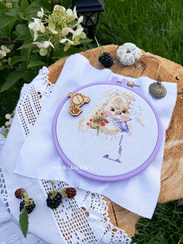 Hello Plastik Punch ve Nakış Kasnağı (Çap: 15cm)
