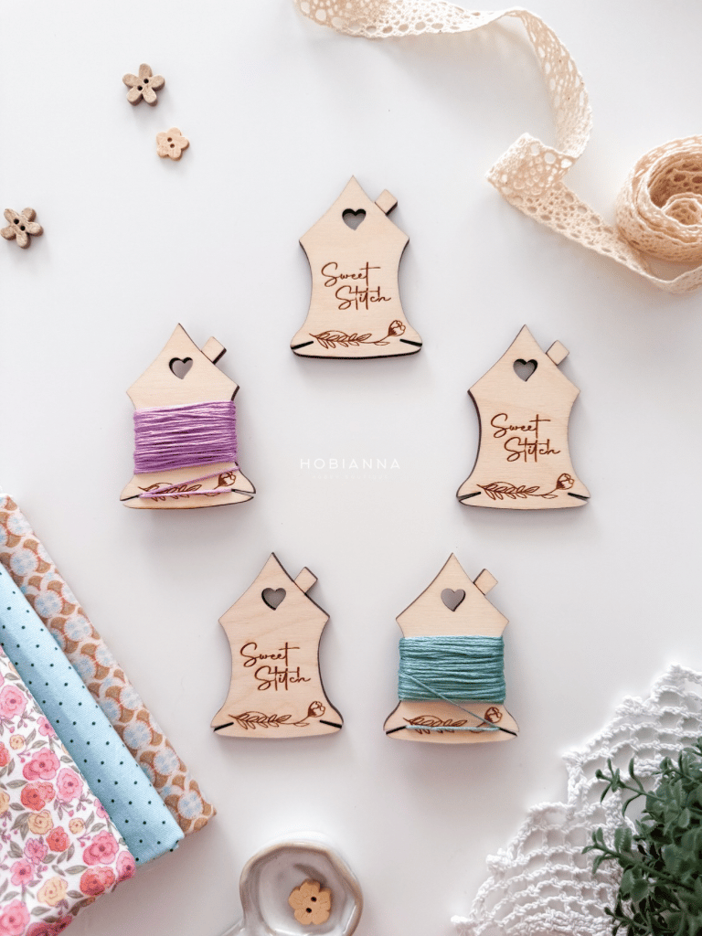 Hobianna Wooden Spool - House Sweet Stitch