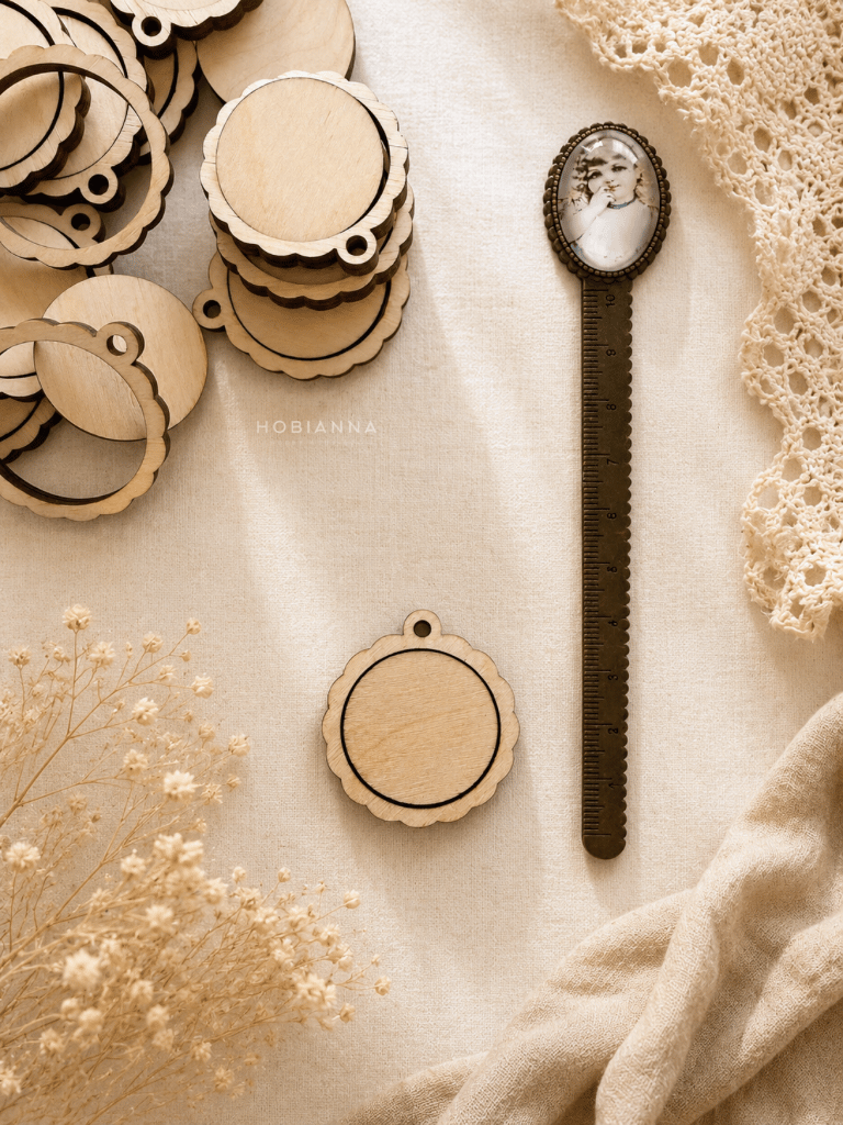 Hobianna Wooden Miniature Hoop - Flower Small