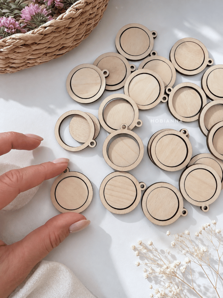 Hobianna Wooden Miniature Hoop – Round
