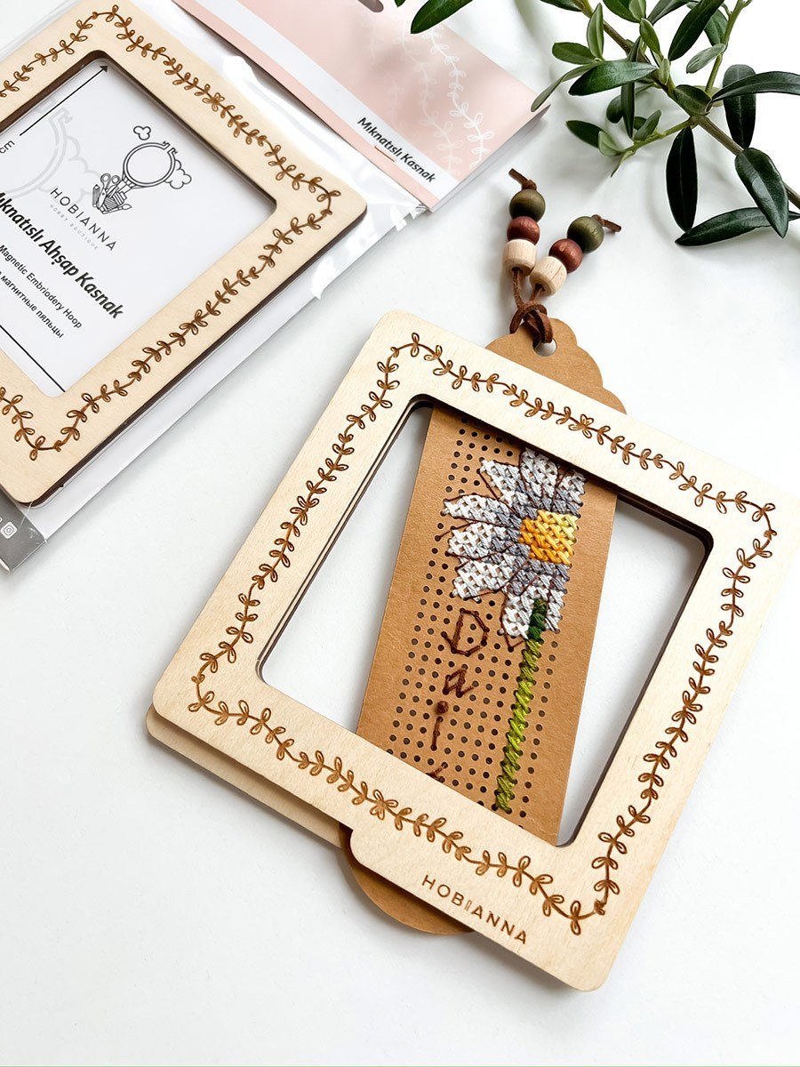 Hobianna Mıknatıslı Ahşap Kasnak – Olivia 9x9cm