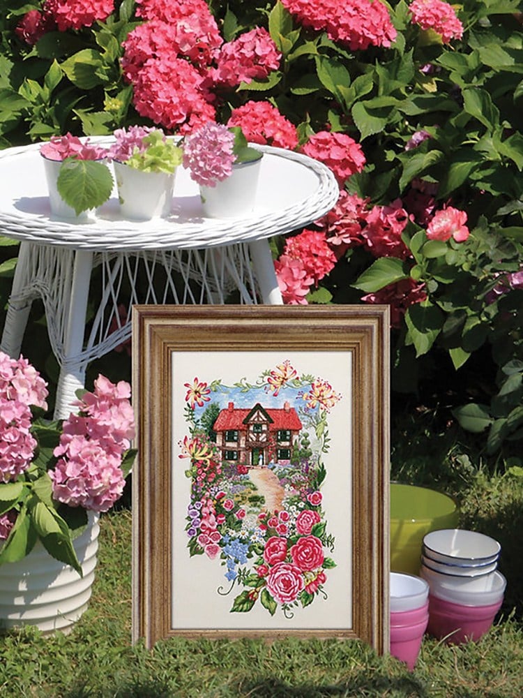 Makine Embroidery Book