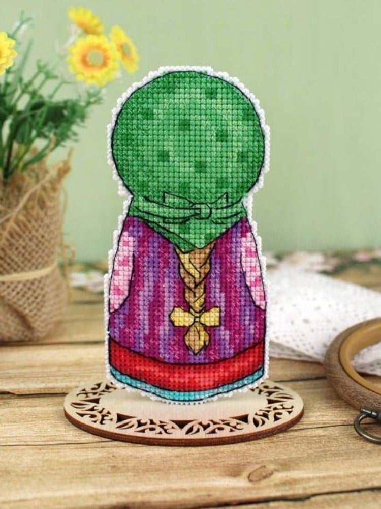 MP Studia Plastic Aida Cross Stitch Kit - P-0935
