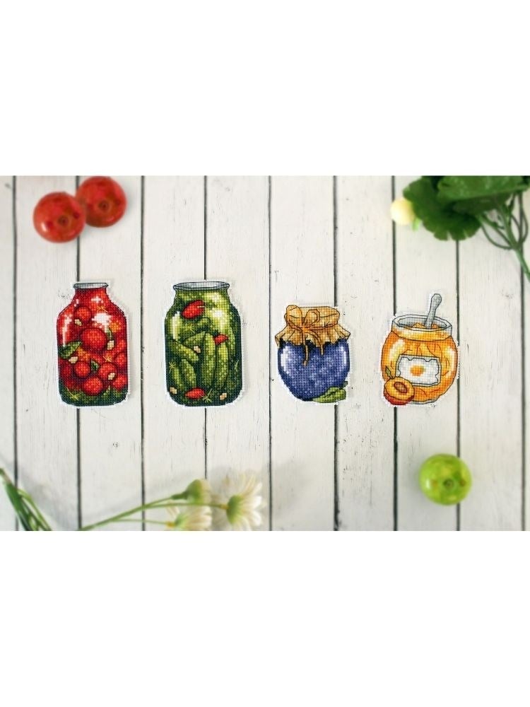 MP Studia Plastic Aida Cross Stitch Kit - P-0454