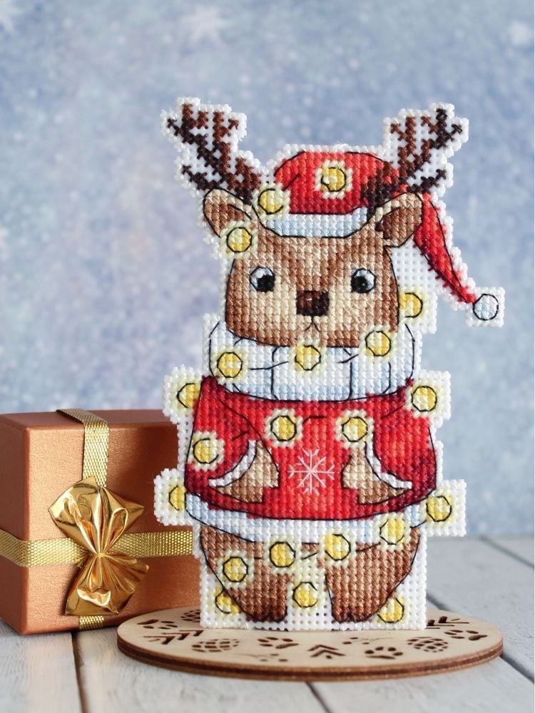 MP Studia Plastic Aida Cross Stitch Kit - P-0873
