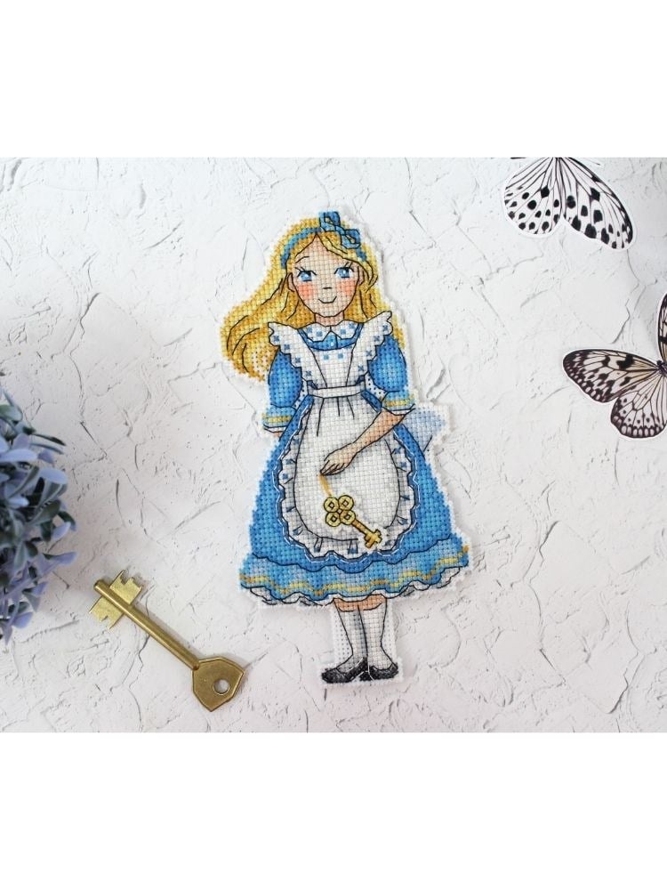 MP Studia Plastic Aida Cross Stitch Kit - P-0348