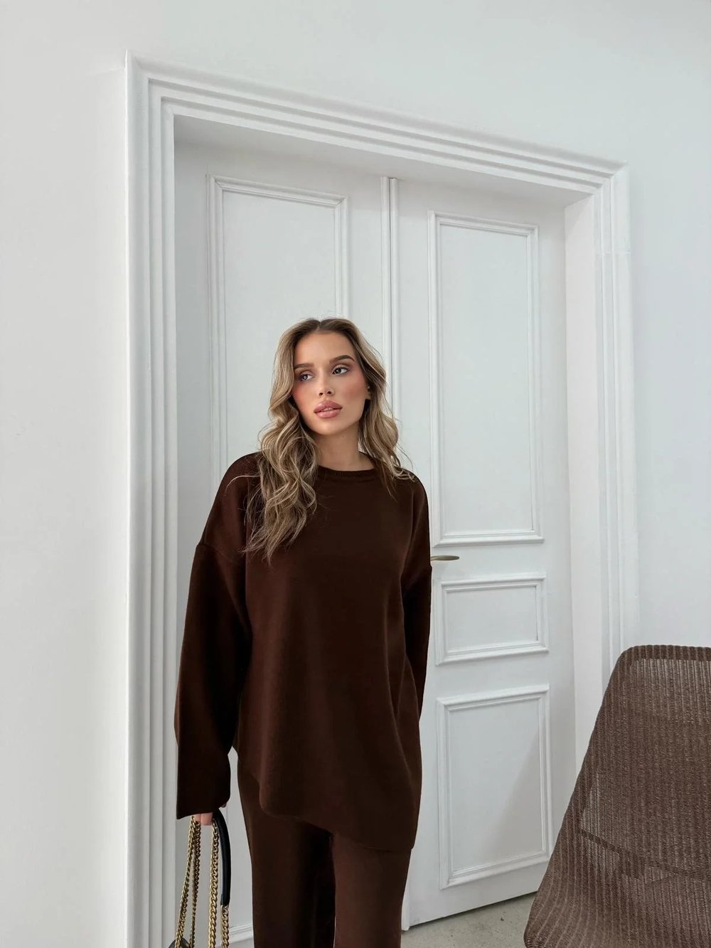 ASİMETRİK DETAY KAZAK VE PANTOLONLU TRİKO İKİLİ TAKIM KAHVE RY-8010