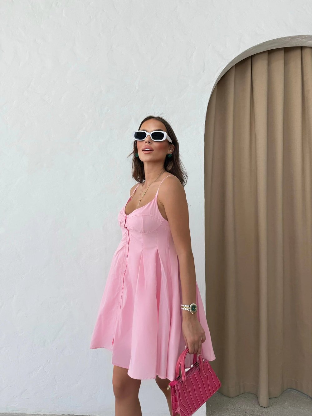 ASKILI DÜĞME DETAY ELBİSE PEMBE