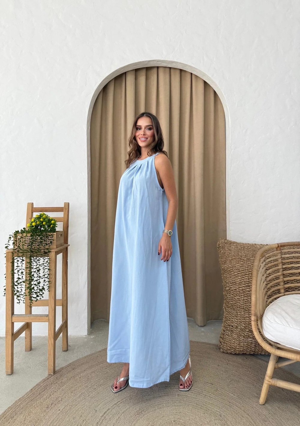 HALTER YAKA UZUN KETEN ELBİSE MAVİ