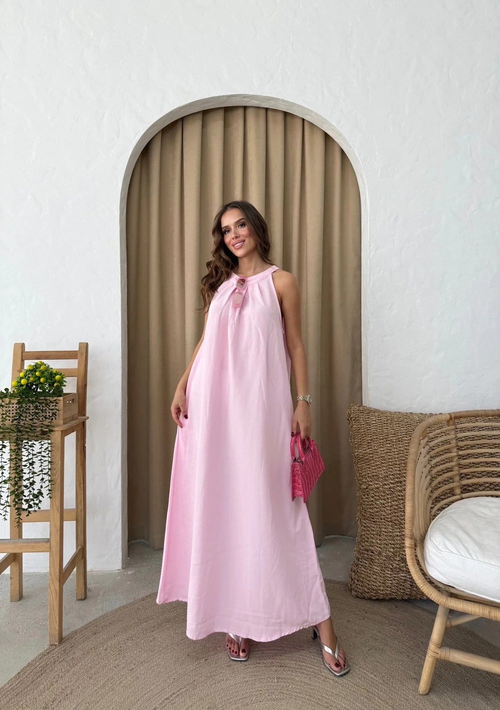 HALTER YAKA UZUN KETEN ELBİSE PEMBE