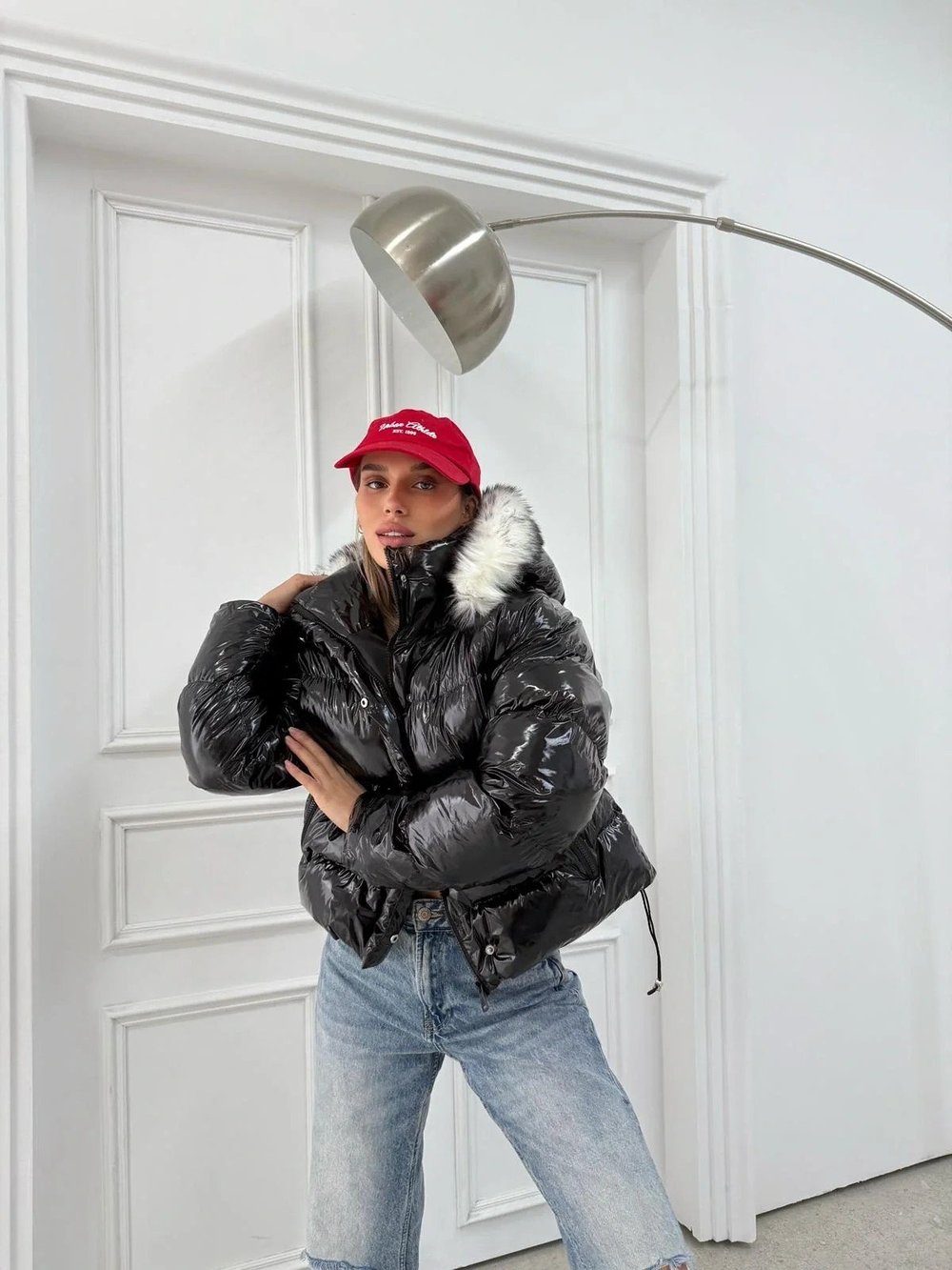 KAPÜŞON KÜRK DETAY RUGAN ŞİŞME MONT SİYAH