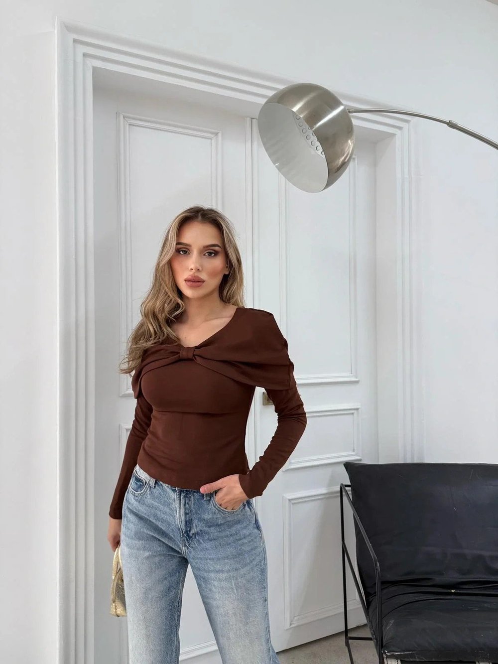 ŞAL YAKA ÖN BURGULU SELANİK KUMAŞ BLUZ KAHVE