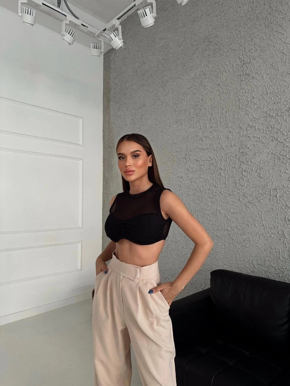 TÜL DETAY CROP SİYAH