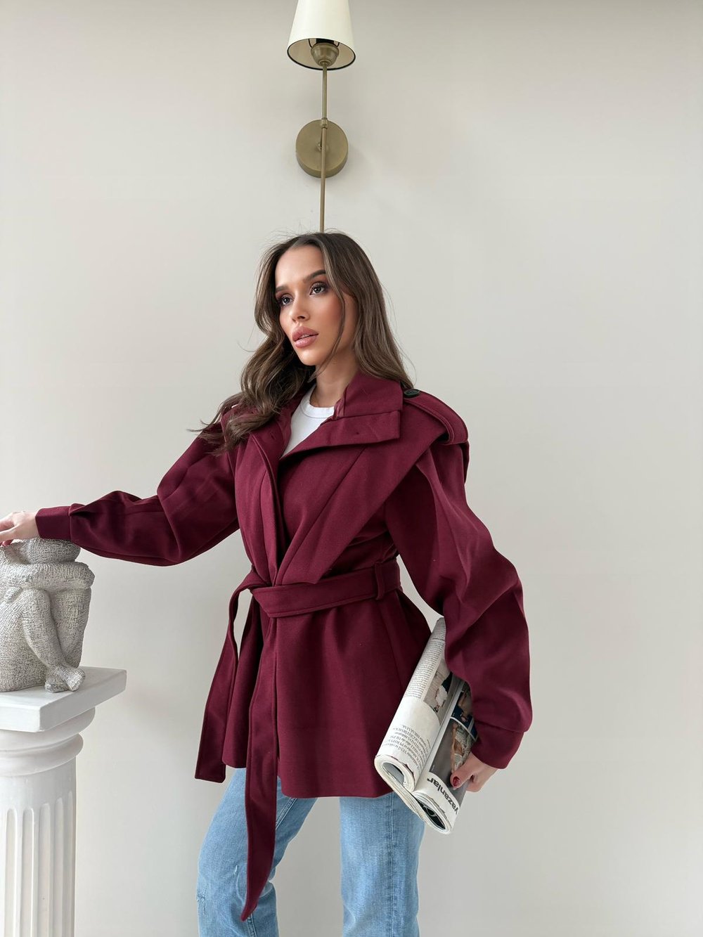 DİK YAKA OMUZ APOLETLİ BEL KUŞAKLI ASTARLI KAŞE KABAN BORDO 2004