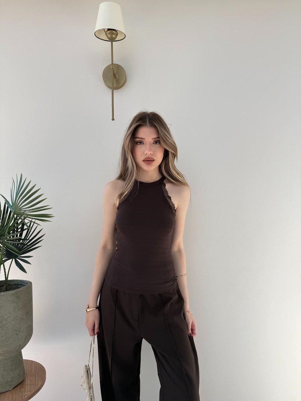 Halter Yaka Dantel Detay Modal Bluz Acı Kahve 2251