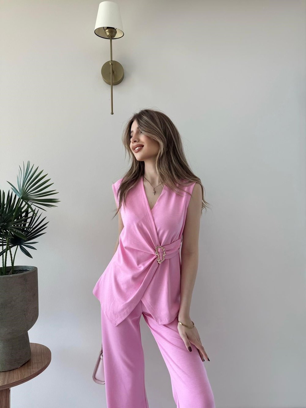 Kruvaze Yaka Aksesuar Detay Bluz ve Pantolonlu Modal İkili Takım Pembe 2277