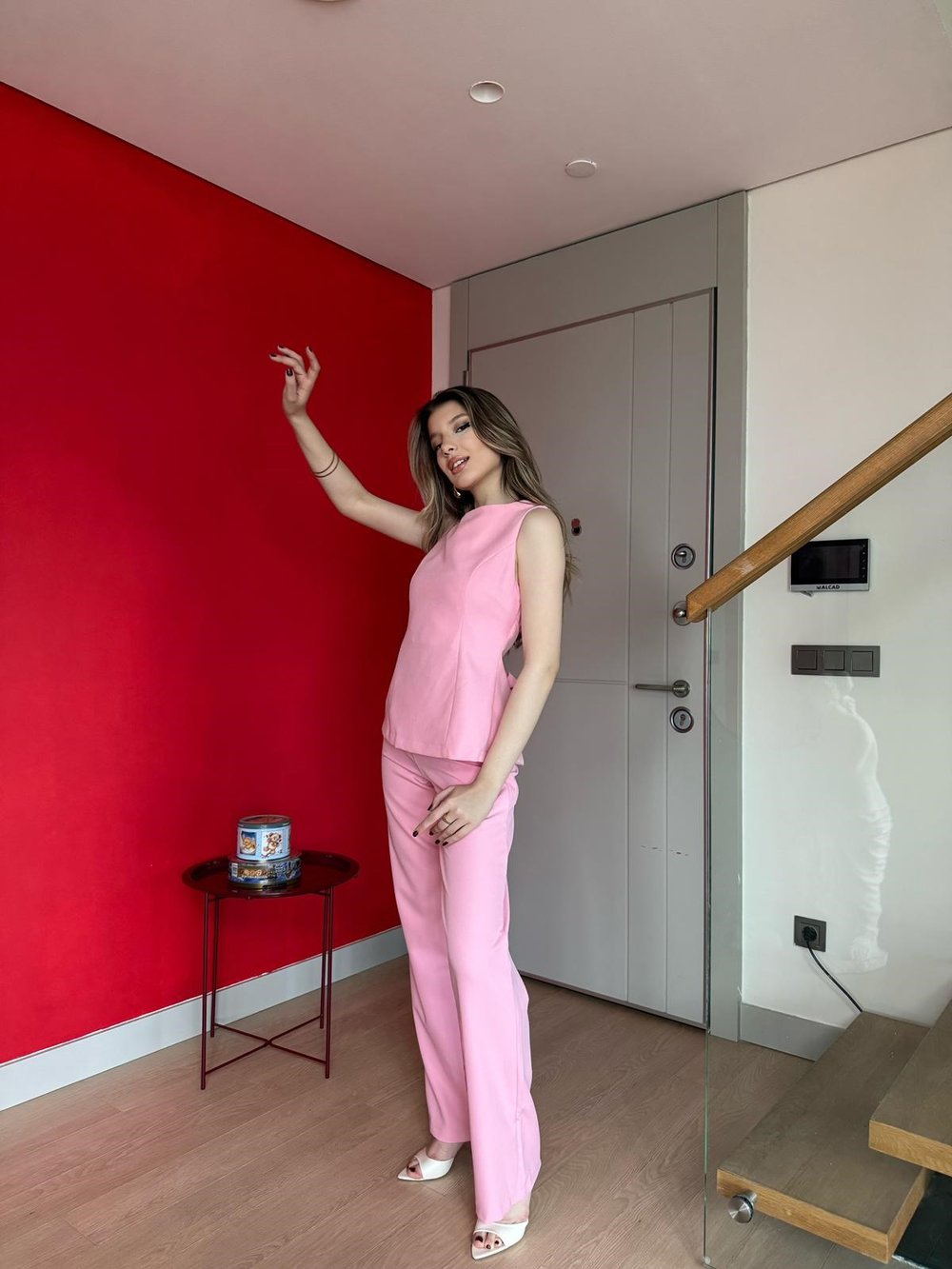 Sırt Dekolte Bağlama Detay Bluz ve Pantolonlu İkili Takım Pembe 2188