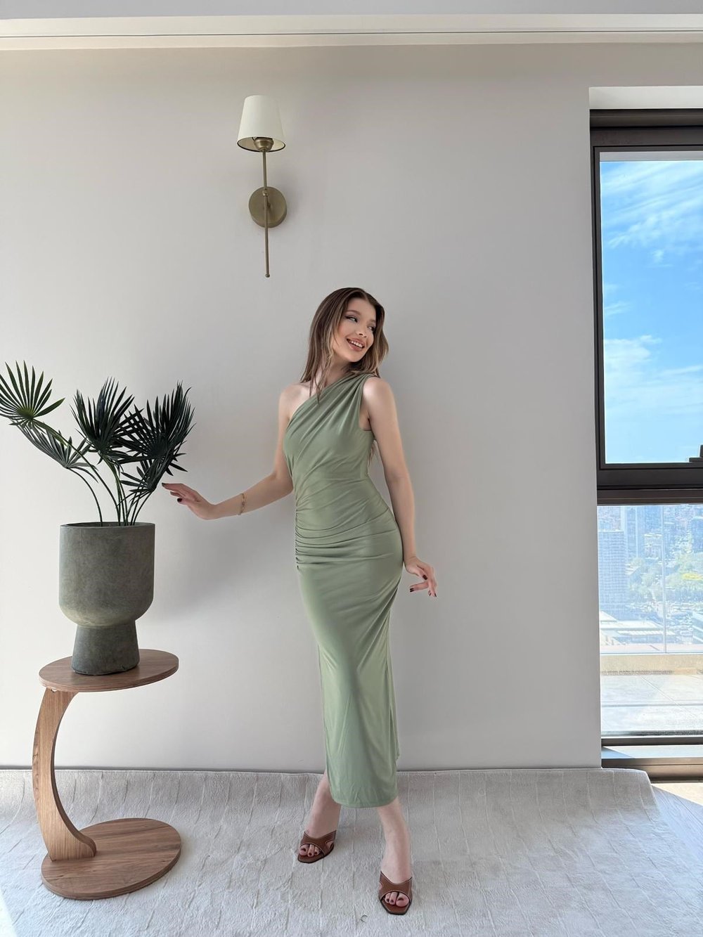 Tek Omuz Drape ve Yırtmaç Detay Sandy Elbise Haki 2187