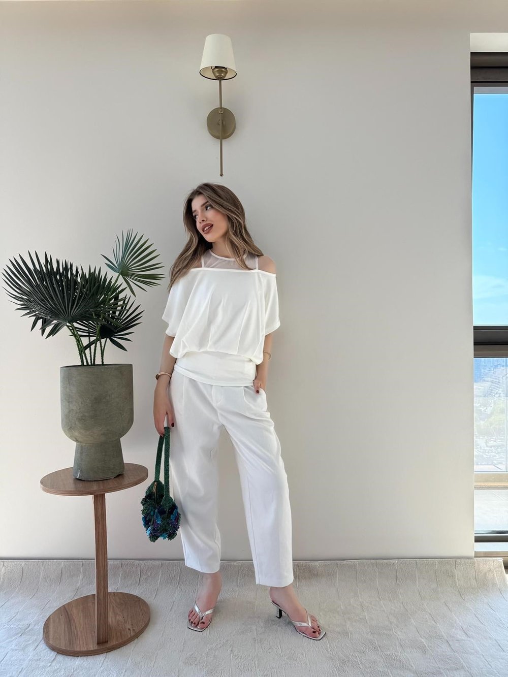 Yaka Detay Bel Drape Modal Tişört Beyaz 2252