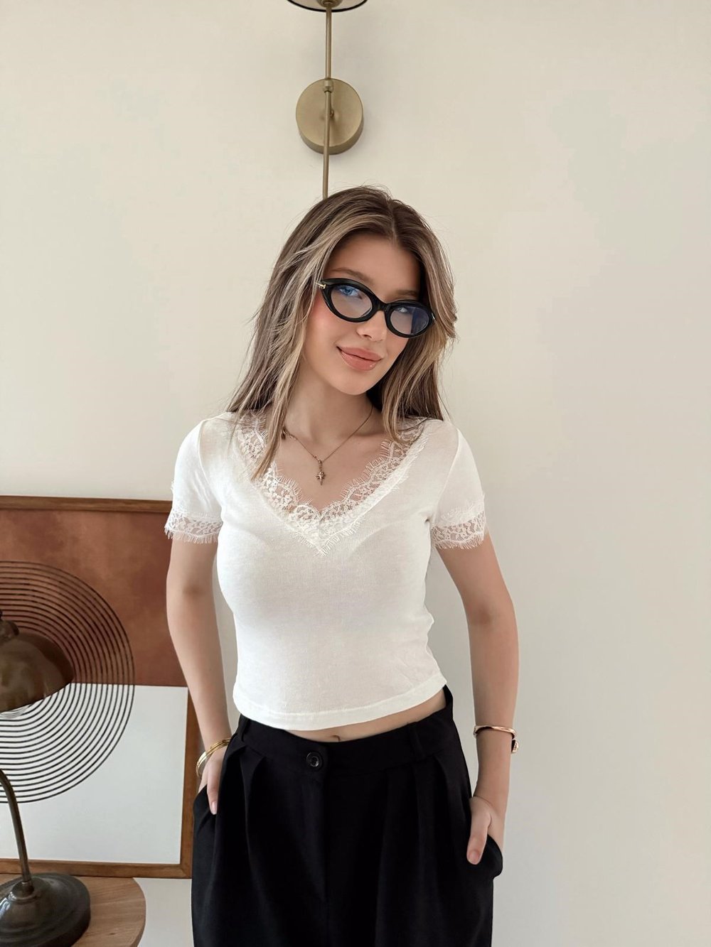Yaka Ve Kol Dantel Detay Modal Bluz Beyaz 2134