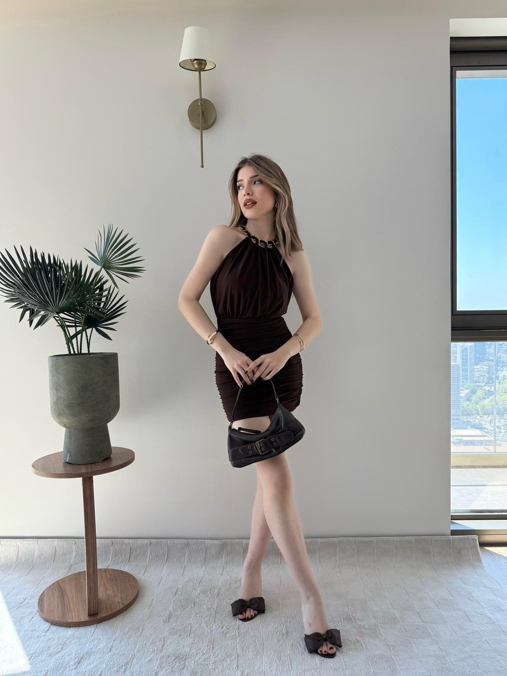 Yaka Zincir Detay Bel Drape Sandy Mini Elbise Acı Kahve 2260