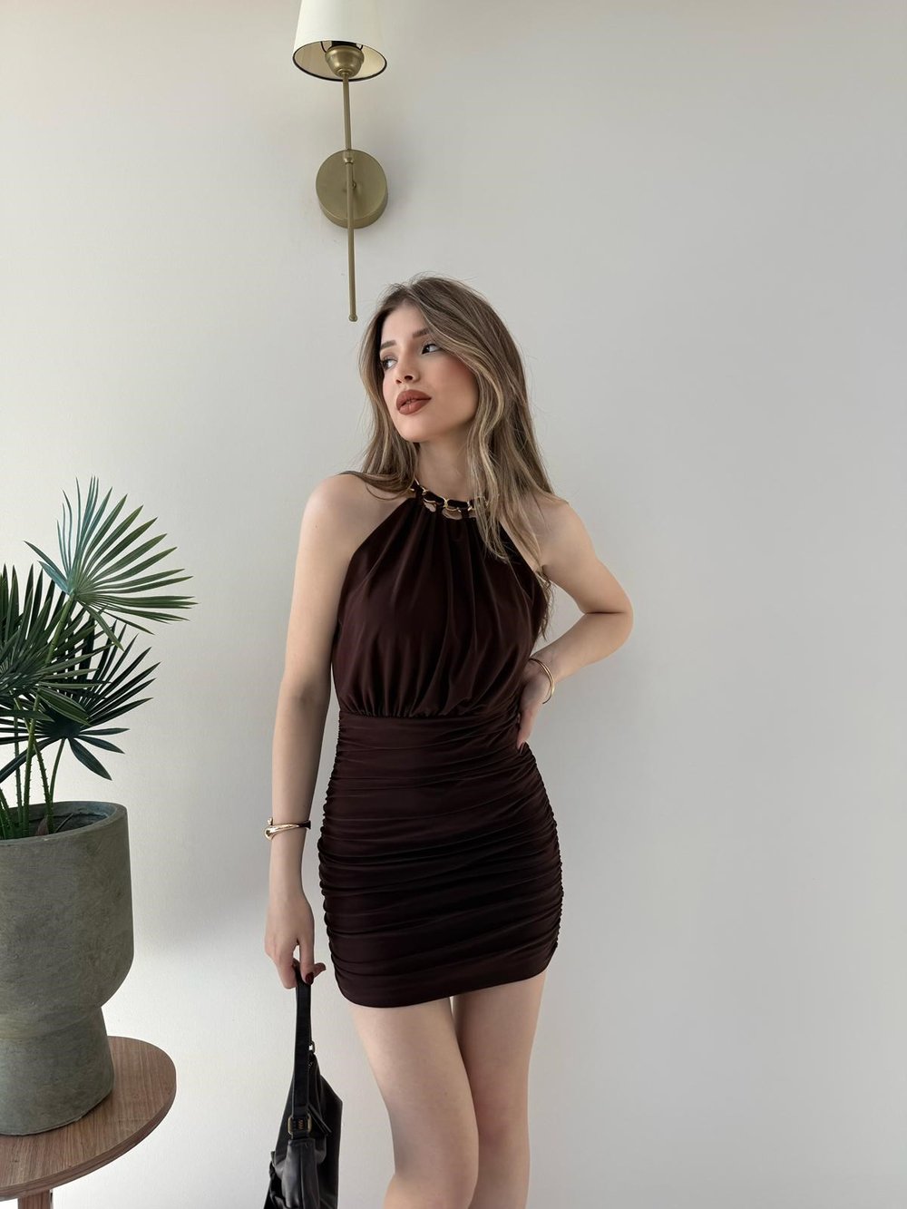 Yaka Zincir Detay Bel Drape Sandy Mini Elbise Acı Kahve 2260