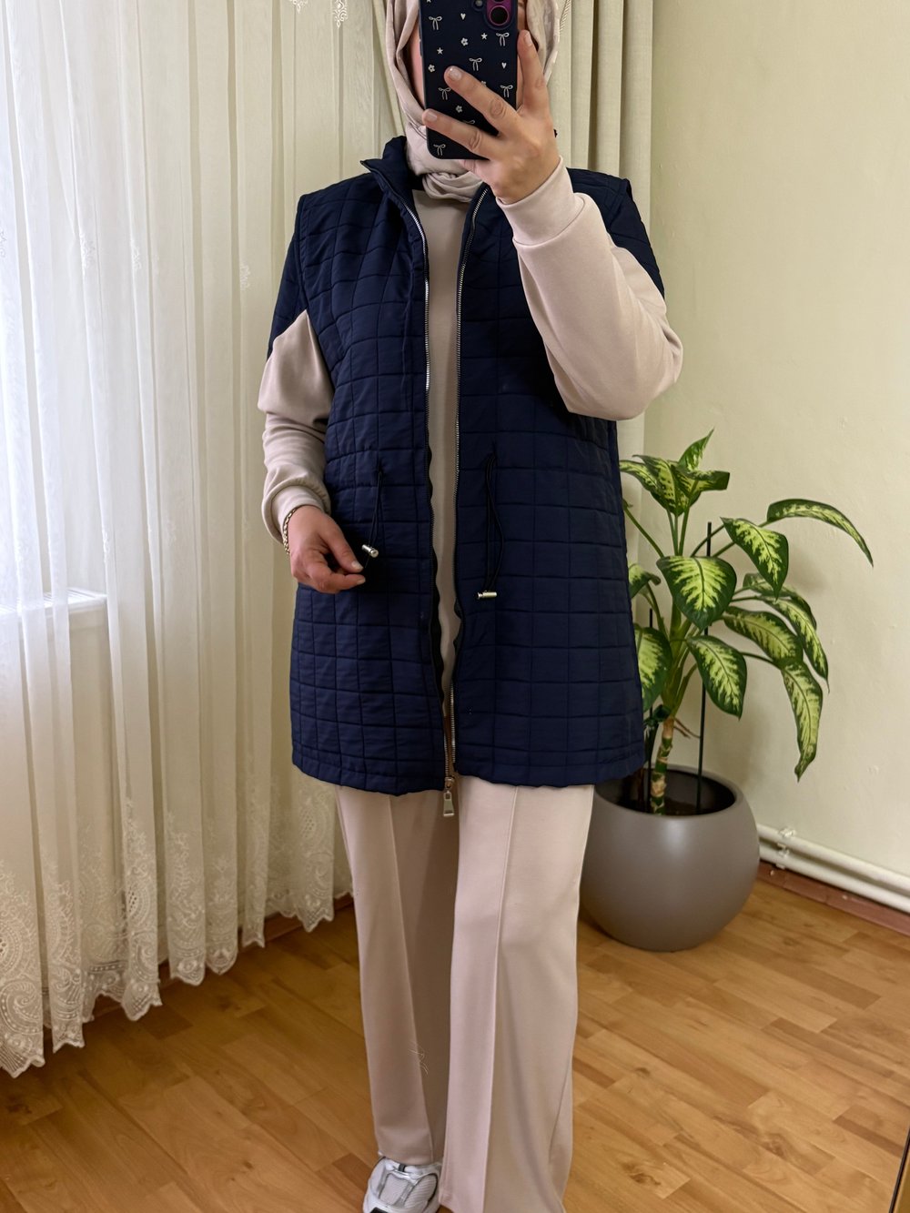 Kapitone Detaylı Üçlü Takım | Bej-Lacivert