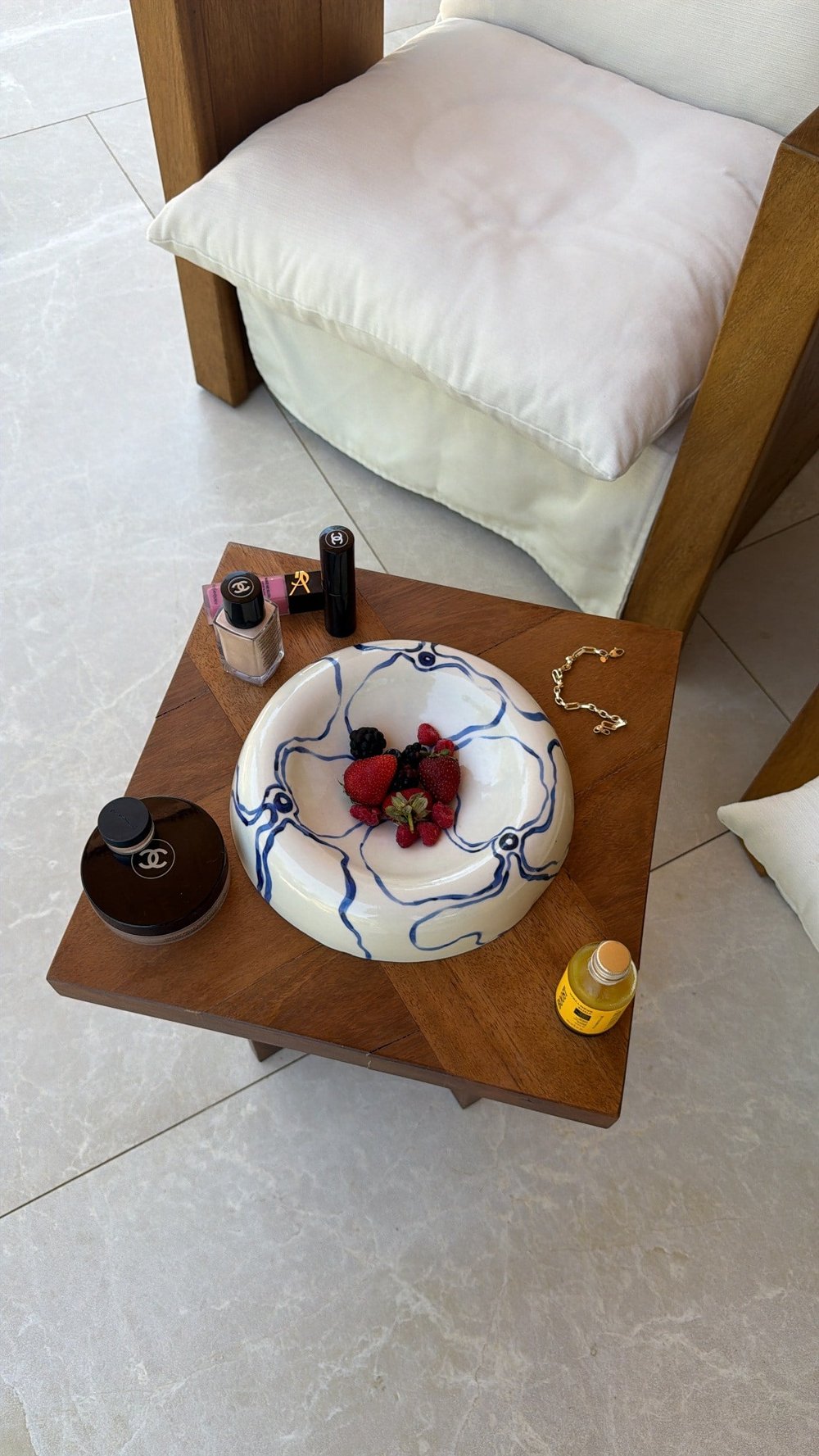 Stoneware Soyut Çiçek Sunum Tabağı