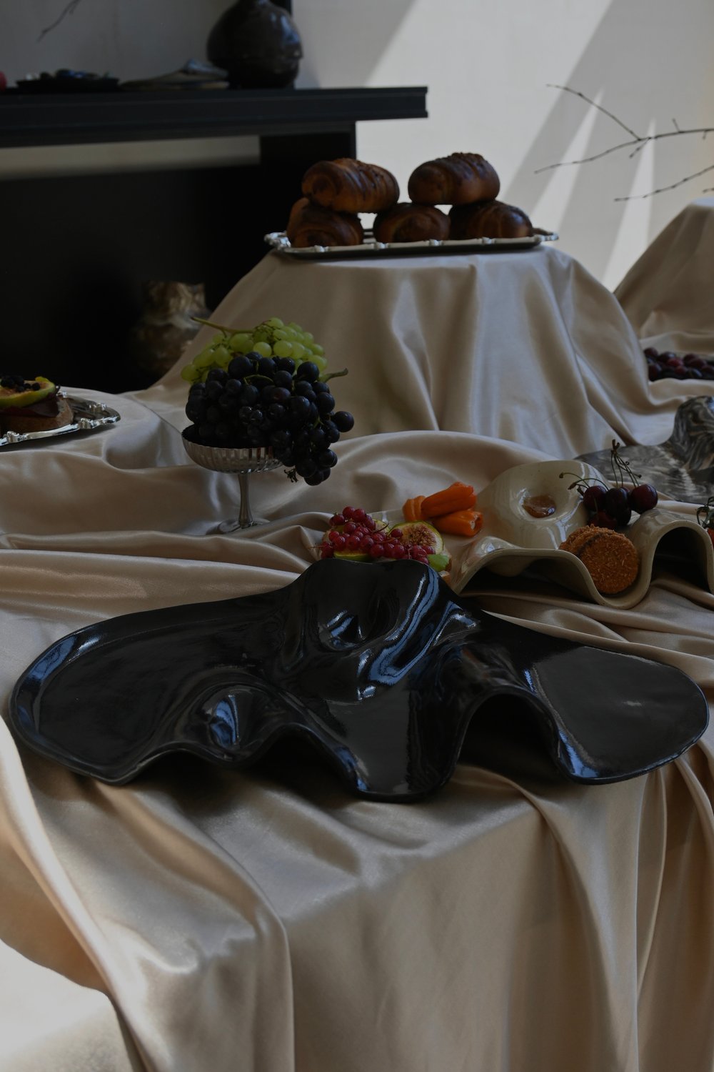 Stoneware Siyah Sunum Tabağı