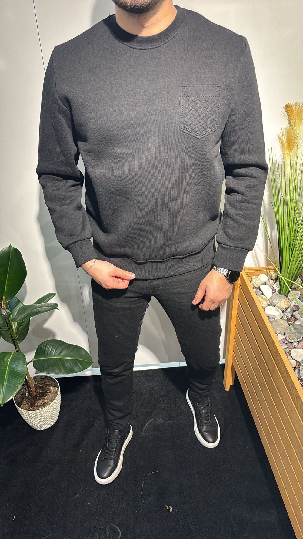 SİYAH BASKILI SWEATSHIRT