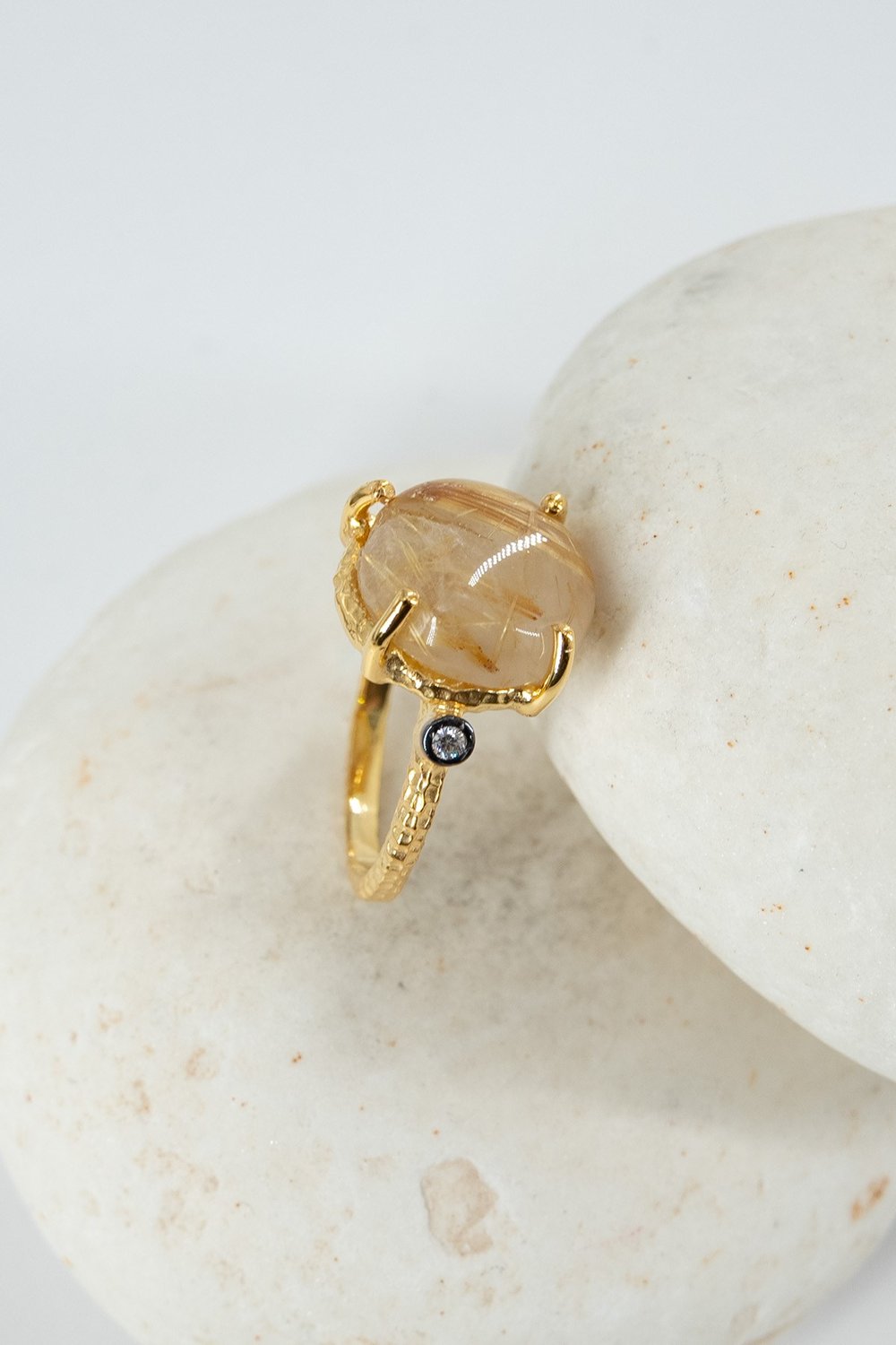 Gold Rutil Quartz Taşlı Özel Tasarım Yüzük