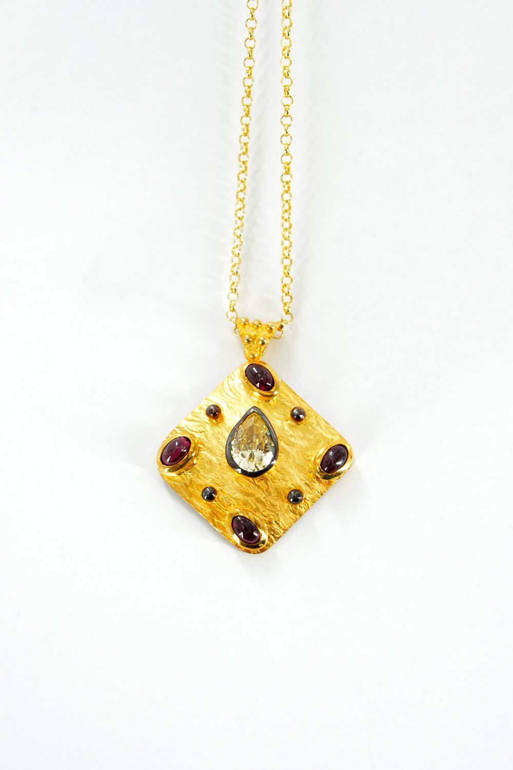 Mexico Diamond Garnet Gümüş Kolye