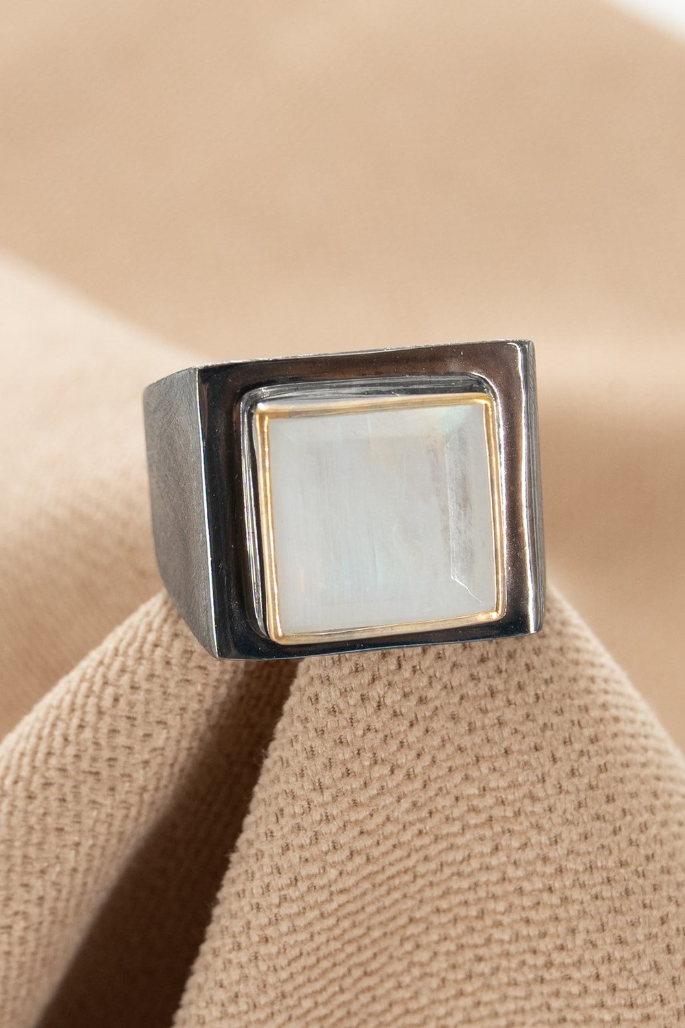 Moon Stone Gümüş Yüzük