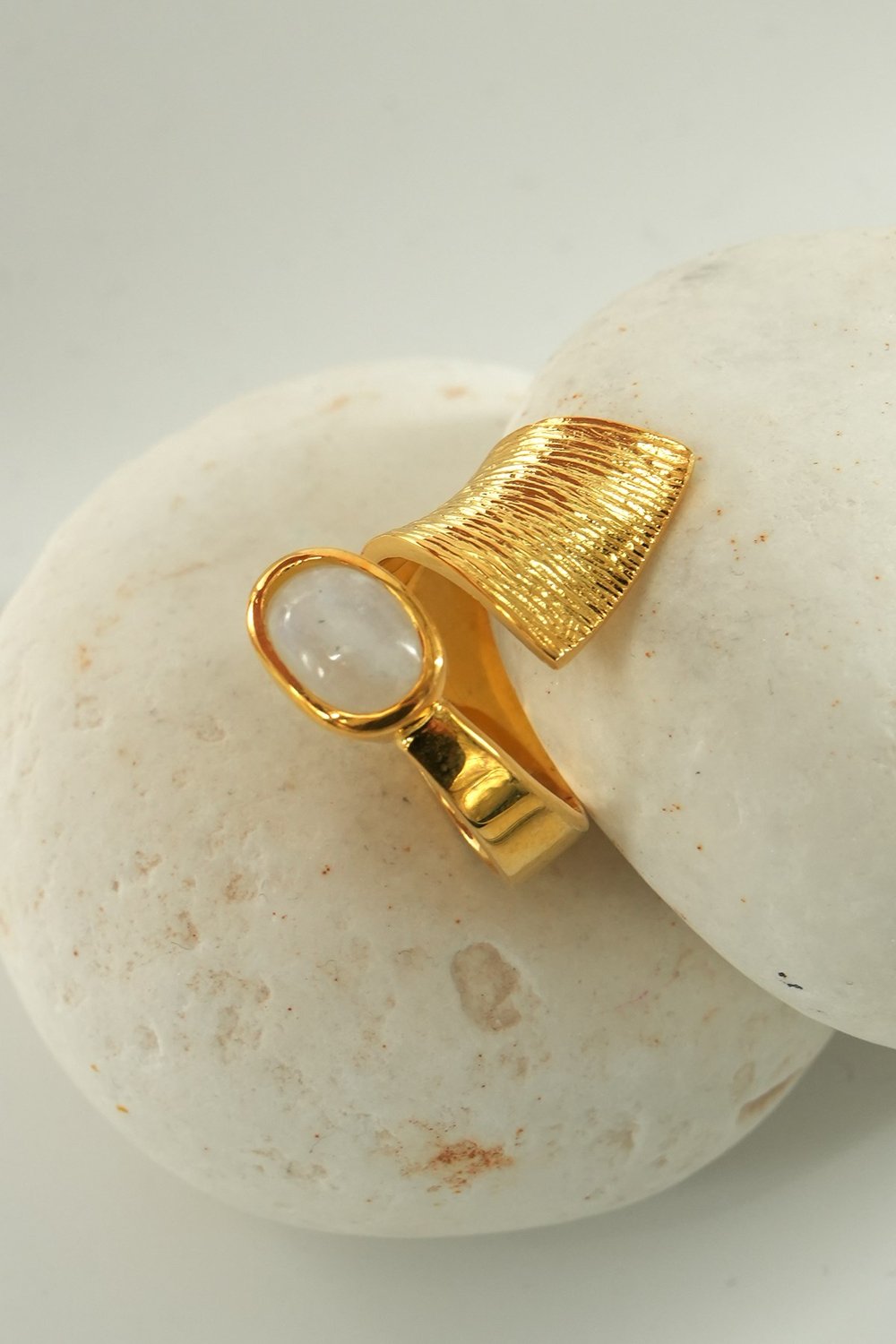 Moon Stone Taşlı Gümüş Yüzük  