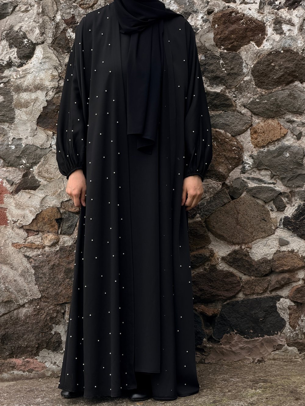 Boncuk Detaylı Abaya