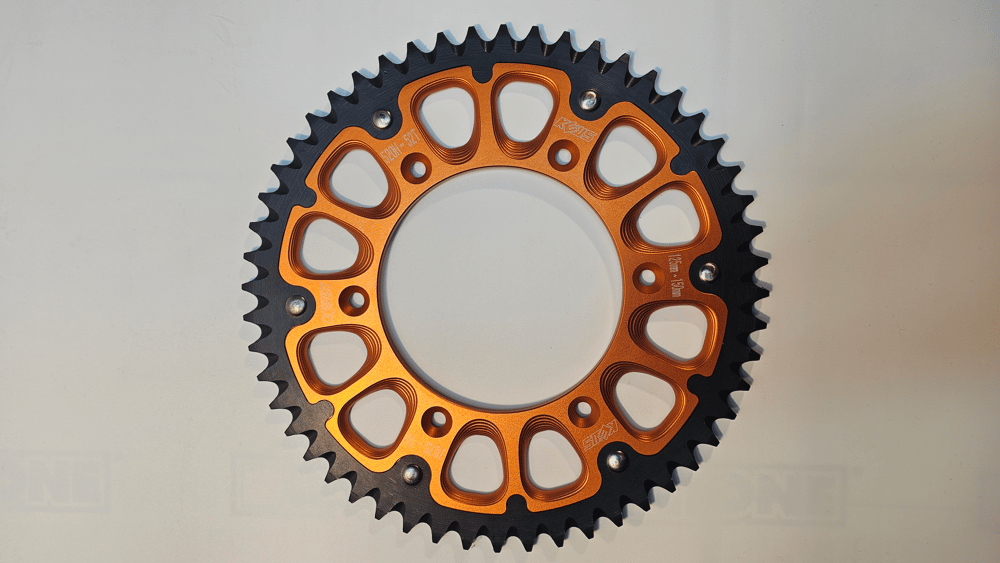 KTM 52 ALÜMİNYUM-ÇELİK DİŞLİ. EXC-SXF-EXCF-SX-XCW ARKA DİŞLİ GOLDENSTAR KEWS